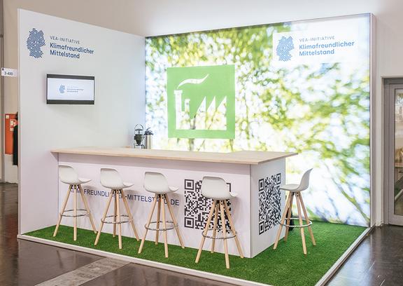 Blick auf unseren VEA-Stand auf der E-world im Juni 2022. Quelle: Benjamin Thieme